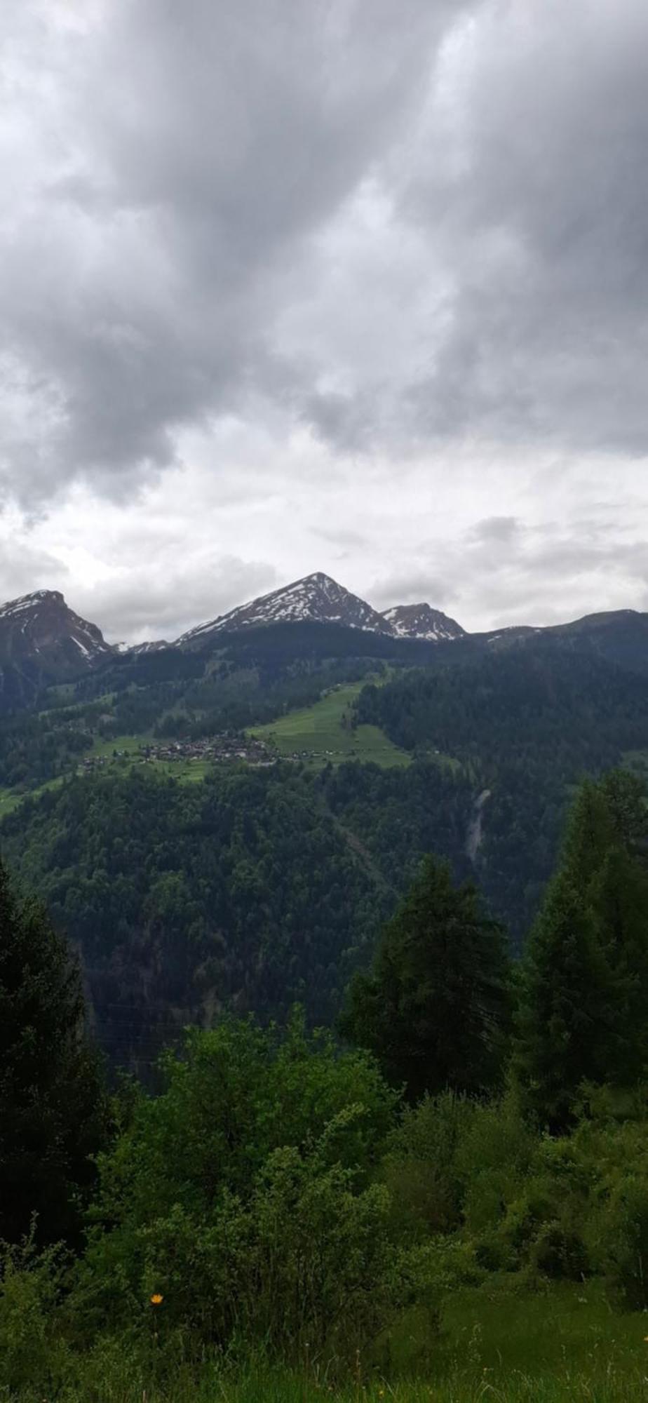 Fewo D'Rock Arosa- Center Of Nightlife By Nature Apartments Switzerland Room photo